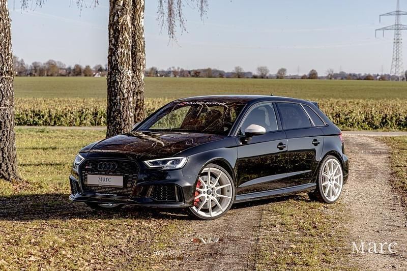 Schwarz Gebraucht 2019 Audi RS3 Sport Limousine | 35.900 € (Guter Preis) - Bild 1/4