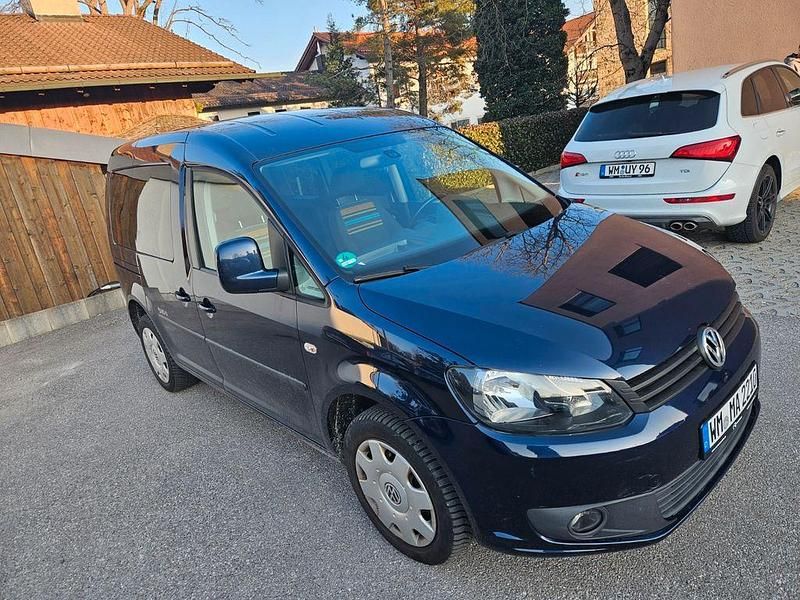 Gebraucht VW Caddy Trendline 105 PS (77 kW) 2013 Blau Van / Kleinbus