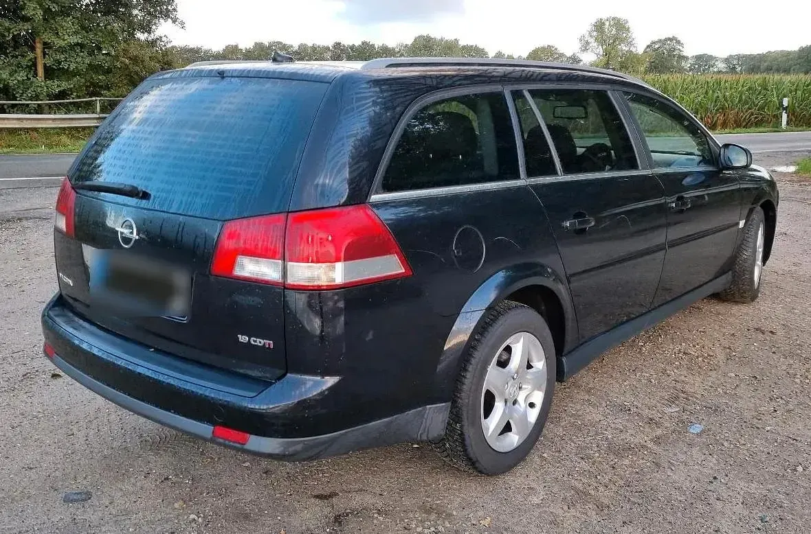 Gebraucht Opel Vectra 150 PS (110 kW) 2006 Schwarz Kombi