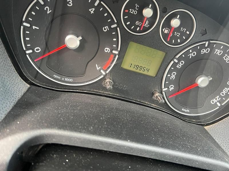 Gebraucht Ford Fiesta 60 PS (44 kW) 2008 Grau Kleinwagen