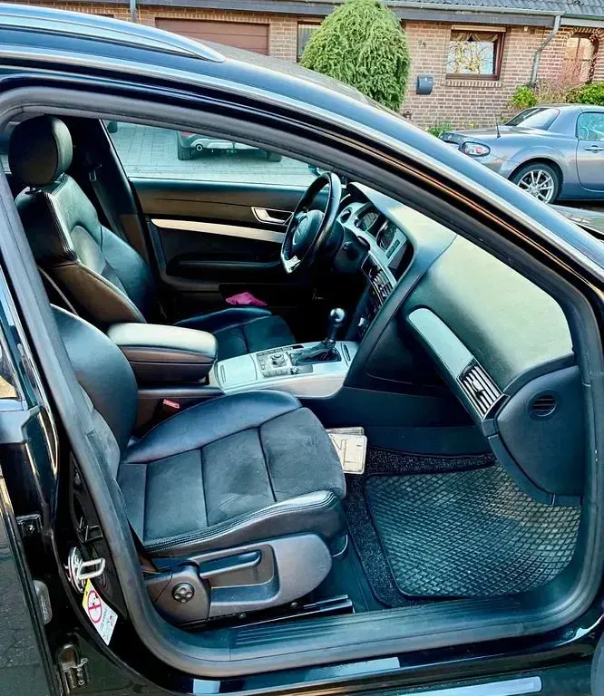 Gebraucht Audi A6 Advanced 170 PS (125 kW) 2011 Schwarz Kombi