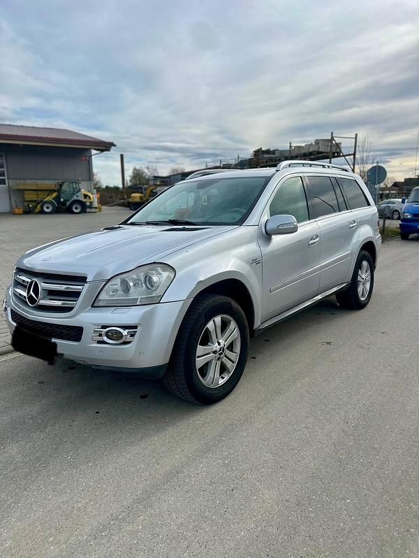 Gebraucht Mercedes GL420 306 PS (225 kW) 2008 Silber SUV