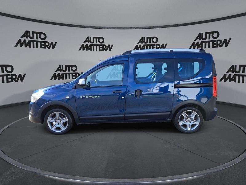 Gebraucht Dacia Dokker Stepway 102 PS (75 kW) 2019 Blau Van / Kleinbus