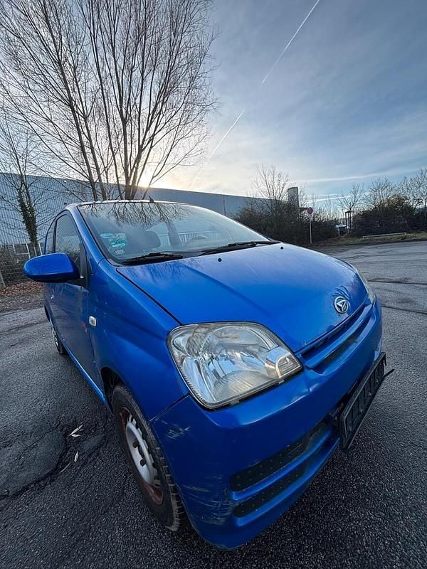 Gebraucht Daihatsu Cuore 55 PS (40 kW) 2009 Blau Kleinwagen