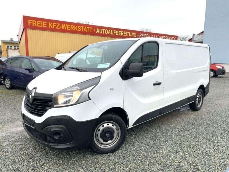 Gebraucht Renault Trafic 121 PS (88 kW) 2019 Weiß Van / Kleinbus