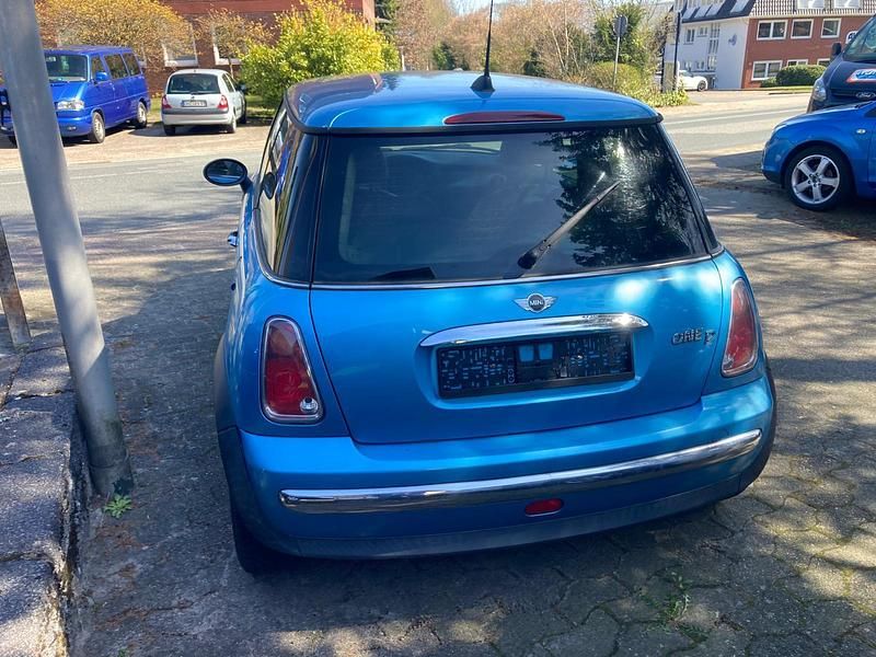 Gebraucht Mini ONE 75 PS (55 kW) 2004 Blau Kleinwagen