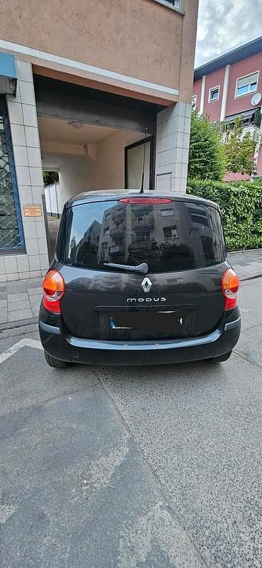Second-hand Renault Modus 75 CP (55 kW) 2006 Negru Monovolum