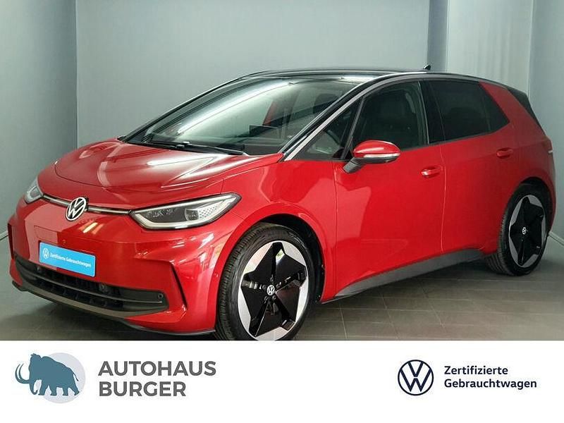 Kings red (metallic) Gebraucht 2023 VW ID.3 Pro Kleinwagen | 36.890 € (Teuer) - Bild 1/4