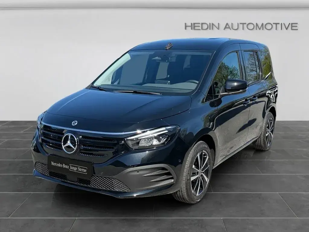 Gebraucht Mercedes EQT200 Progressive 89 kW (122 PS) 2024 Schwarz Van / Kleinbus