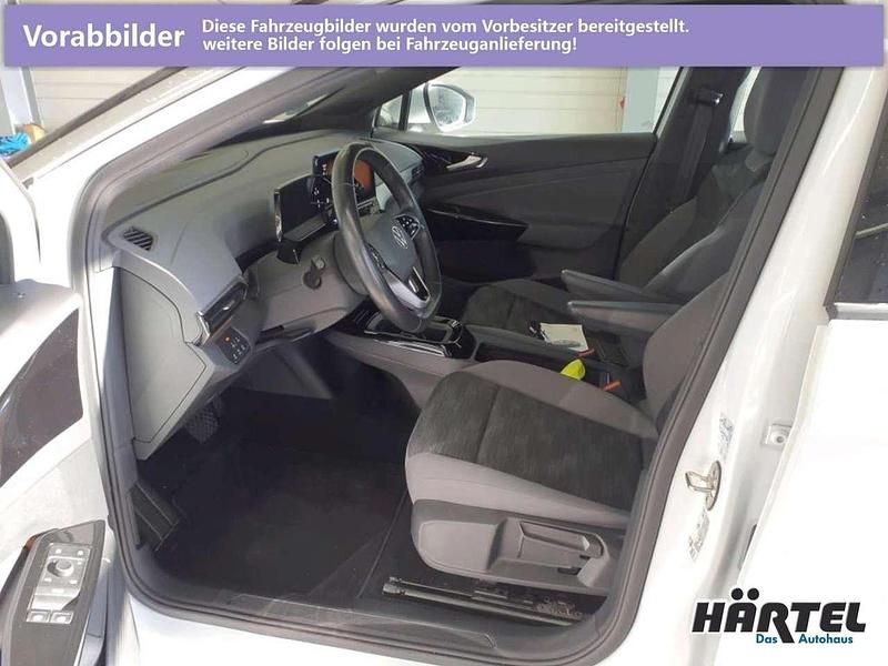 Gebraucht VW ID.4 Pure 125 kW (170 PS) 2022 Gletscherweiss (white), metallic SUV