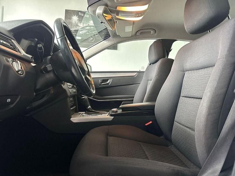 Gebraucht Mercedes E220 Avantgarde 170 PS (125 kW) 2009 Silber Limousine