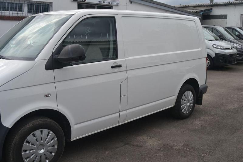 Gebraucht VW Transporter 114 PS (83 kW) 2012 Weiß Van