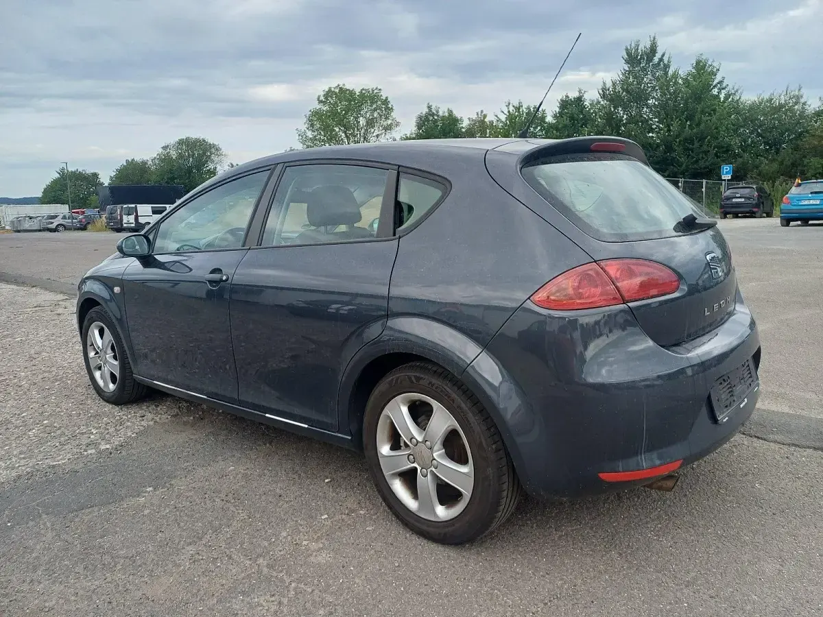 Gebraucht Seat Leon 105 PS (77 kW) 2008 Kleinwagen