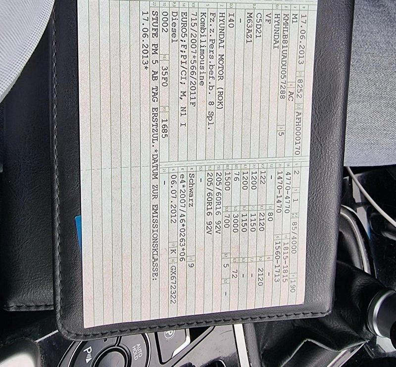 Gebraucht Hyundai i40 116 PS (85 kW) 2013 Schwarz Kombi