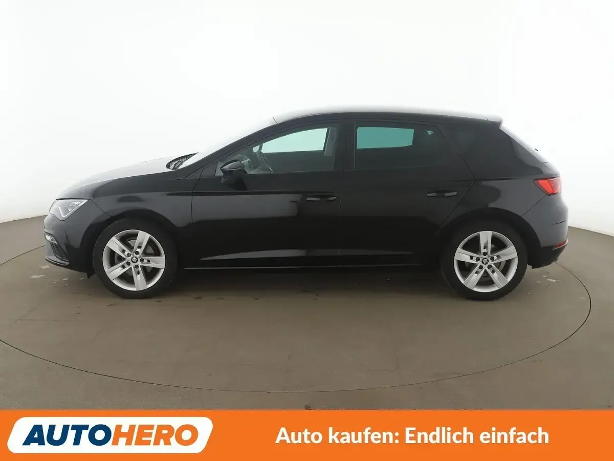 Używany Seat Leon FR 150 KM (110 kW) 2020 Czarny Sedan/Limuzyna