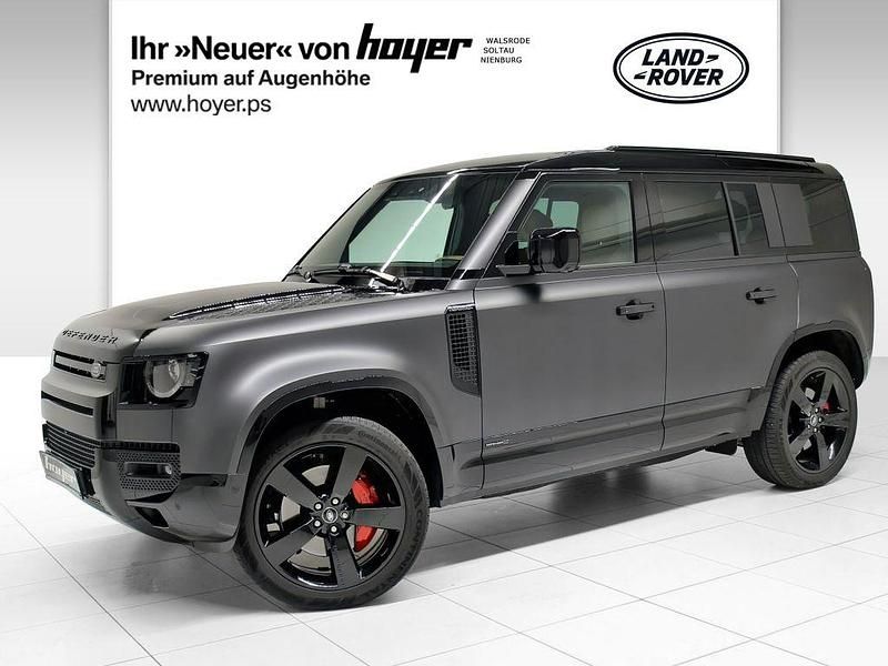 Grau Gebraucht 2025 Land Rover Defender SUV | 115.880 € (Etwas zu teuer) - Bild 1/4