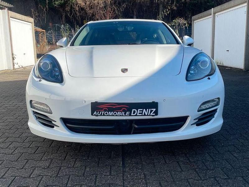 Gebraucht Porsche Panamera 250 PS (183 kW) 2012 Weiß Limousine