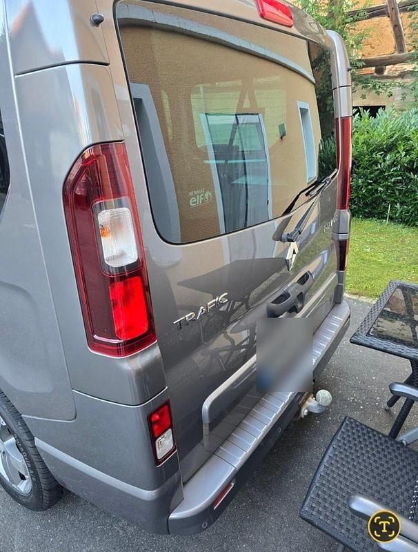 Gebraucht Renault Trafic 145 PS (106 kW) 2016 Grau Van / Kleinbus