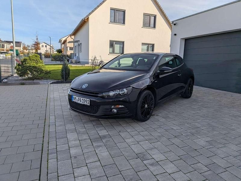 Gebraucht VW Scirocco Life 140 PS (102 kW) 2013 Schwarz Coupé