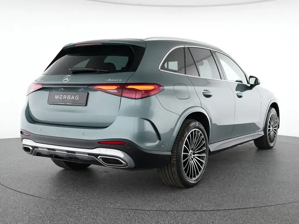 Gebraucht Mercedes GLC300 Advanced Plus 197 PS (144 kW) 2025 Silber SUV