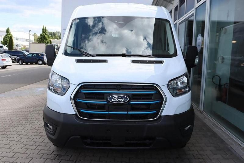 Nowe Ford E-Transit 197 kW (269 KM) 2026 Biały Van