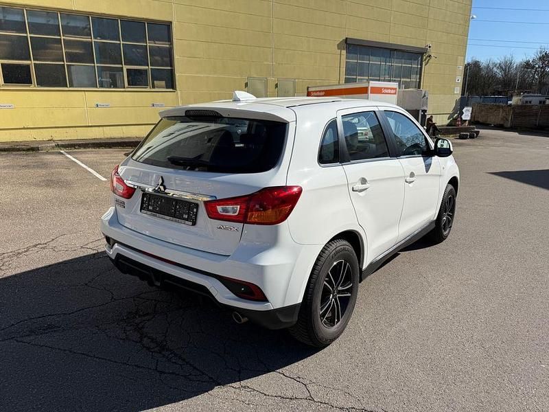 Gebraucht Mitsubishi ASX Edition 117 PS (86 kW) 2018 Weiß SUV