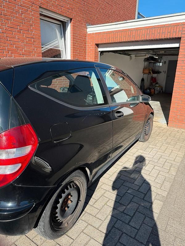 Second-hand Mercedes A160 2008 Negru Hatchback