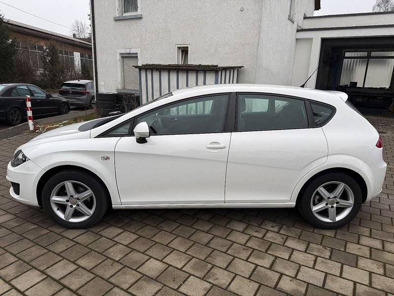 Second-hand Seat Leon Reference 86 CP (63 kW) 2010 Alb Berlinǎ
