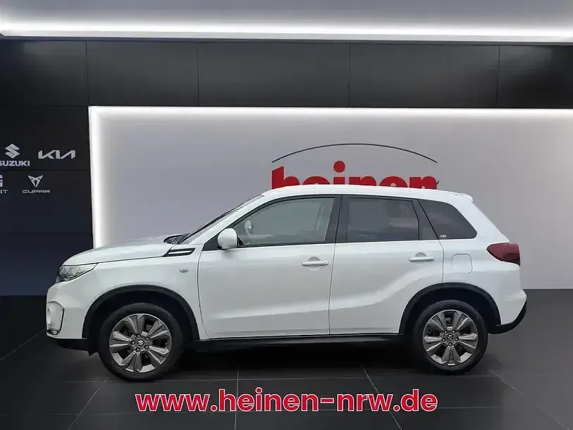 Gebraucht Suzuki Vitara Comfort 129 PS (94 kW) 2022 Weiß SUV