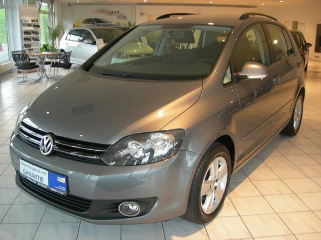 Andere farbe metallic Gebraucht 2010 VW Golf Plus Comfortline Van / Kleinbus | 11.490 € - Bild 1/4