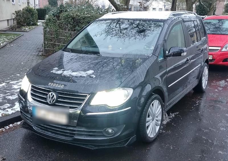 Gebraucht 2008 VW Touran Van / Kleinbus | 6.200 € (Etwas zu teuer) - Bild 1/4
