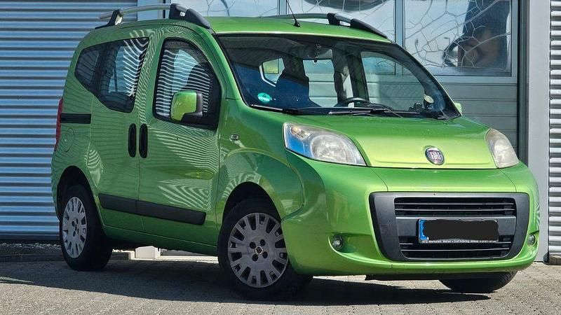Grün Gebraucht 2009 Fiat Qubo Dynamic Van / Kleinbus | 3.980 € (Etwas zu teuer) - Bild 1/4