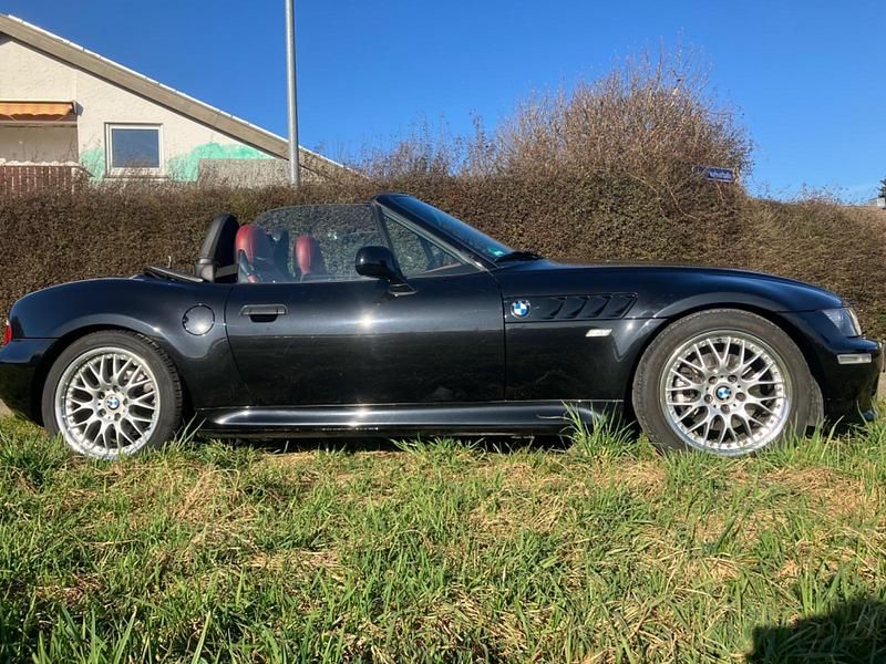 Second-hand BMW Z3 236 CP (173 kW) 2000 Negru Cabrio