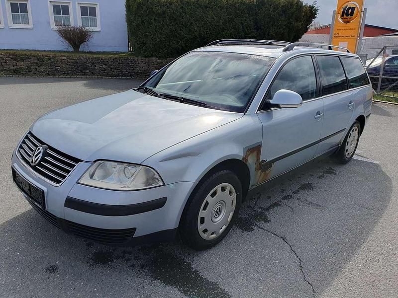 Gebraucht VW Passat 102 PS (75 kW) 2004 Blau Kombi