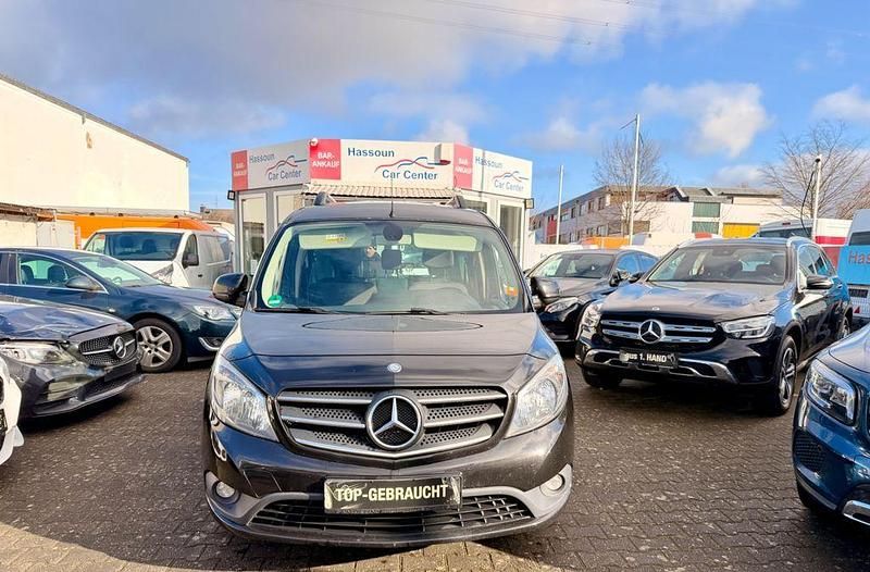 Schwarz Gebraucht 2015 Mercedes Citan 111 Kombi | 5.250 € (Superpreis) - Bild 1/4