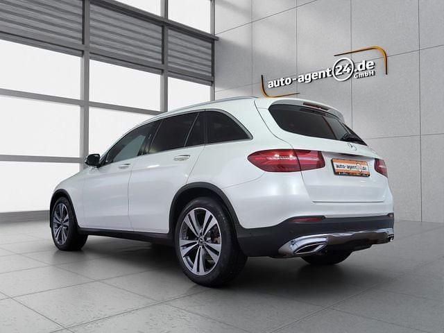 Gebraucht Mercedes GLC350 Exclusive 258 PS (189 kW) 2017 Designo diamantweiß bright metallic (mb 9799) SUV