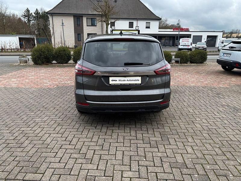 Gebraucht Ford S-MAX Trend 150 PS (110 kW) 2020 Grau Van / Kleinbus