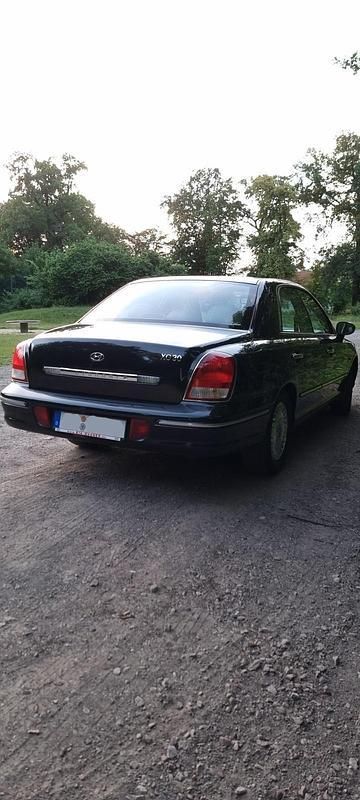 Grün Gebraucht 2001 Hyundai XG Limousine | 3.500 € - Bild 1/4