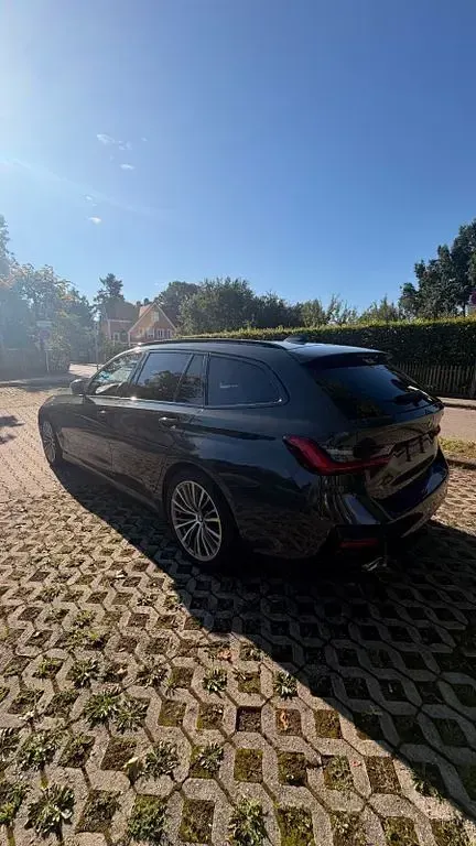 Gebraucht BMW 320 Luxury Line 190 PS (139 kW) 2020 Grau Kombi