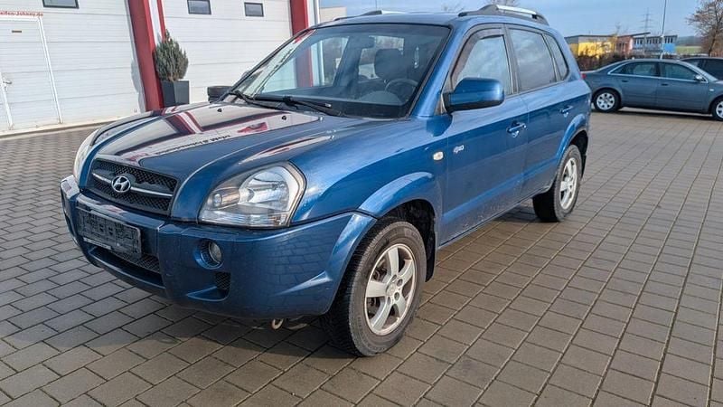 Blau Gebraucht 2006 Hyundai Tucson GLS SUV | 1.800 € (Superpreis) - Bild 1/4