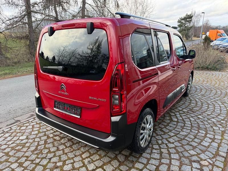 Gebraucht Citroën Berlingo Feel 131 PS (96 kW) 2019 Rot Van / Kleinbus