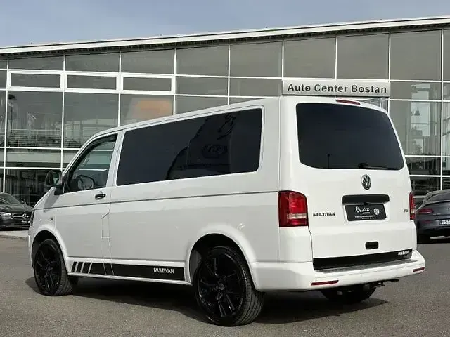 Usata VW Multivan Startline 140 CV (102 kW) 2015 Bianco Monovolume