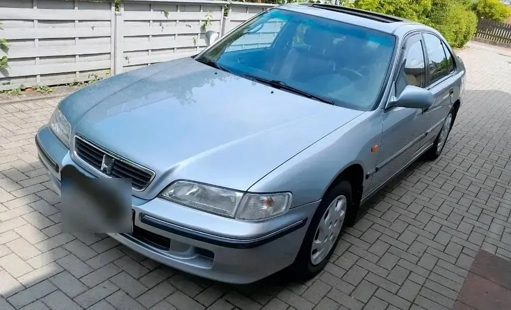 Gebraucht Honda Accord 116 PS (85 kW) 1997 Silber Limousine