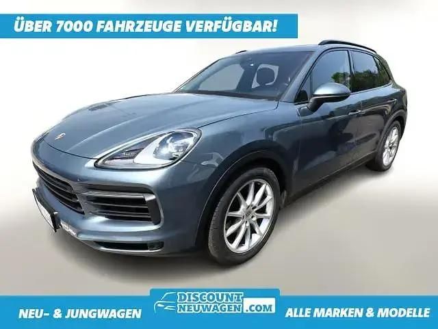 Blau (blau) Gebraucht 2018 Porsche Cayenne SUV | 52.900 € (Etwas zu teuer) - Bild 1/4