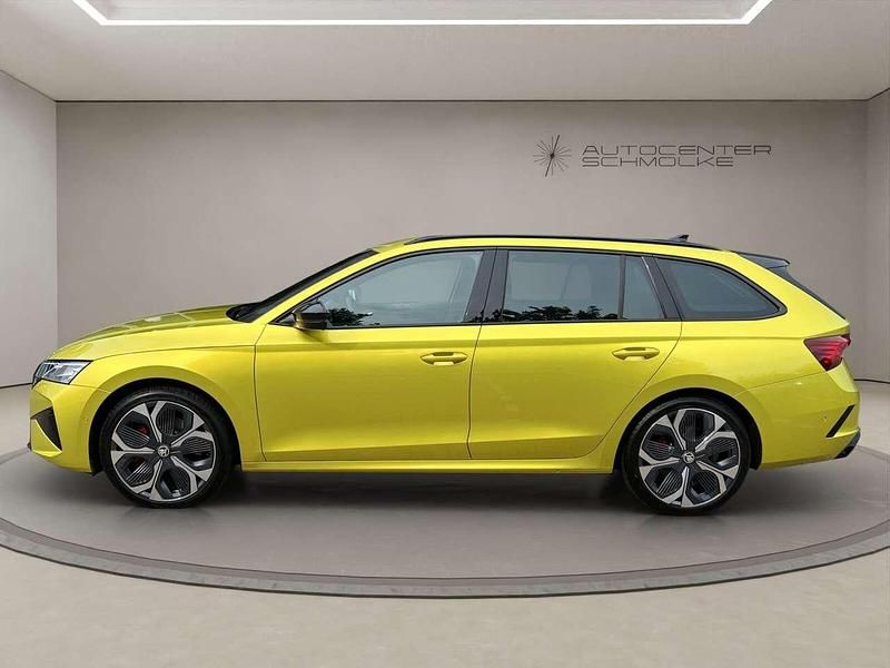 Gebraucht Skoda Octavia RS 265 PS (194 kW) 2024 Dragon skingold Kombi
