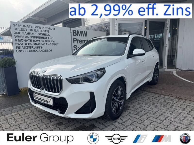 Weiss Gebraucht 2023 BMW X1 Performance SUV | 39.975 € (Fairer Preis) - Bild 1/4