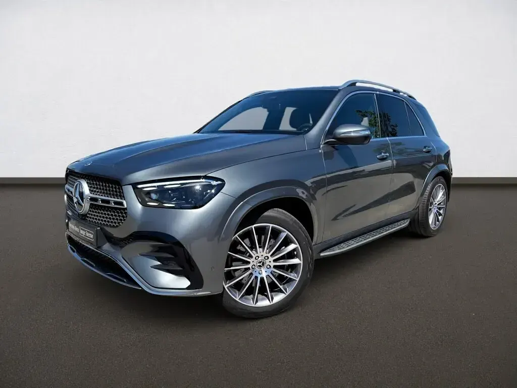 Gebraucht Mercedes GLE300 AMG 269 PS (197 kW) 2025 Selenitgrau SUV