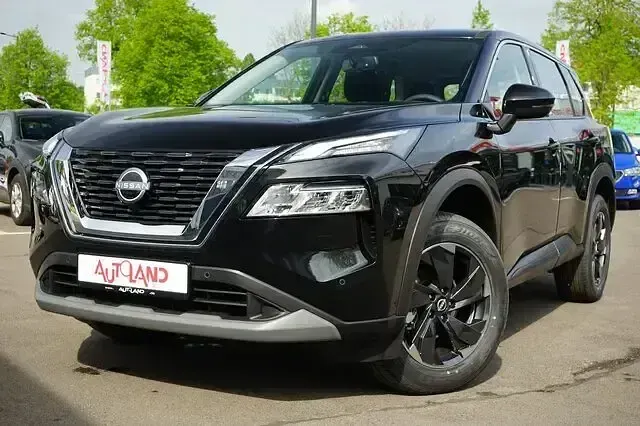 Neu Nissan X-Trail Acenta 163 PS (119 kW) 2026 Diamantschwarzmet. SUV