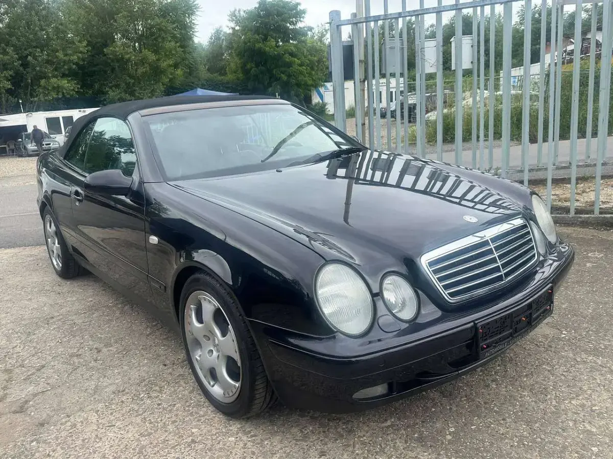 Gebraucht Mercedes CLK320 Elegance 218 PS (160 kW) 1999 Blau Cabrio
