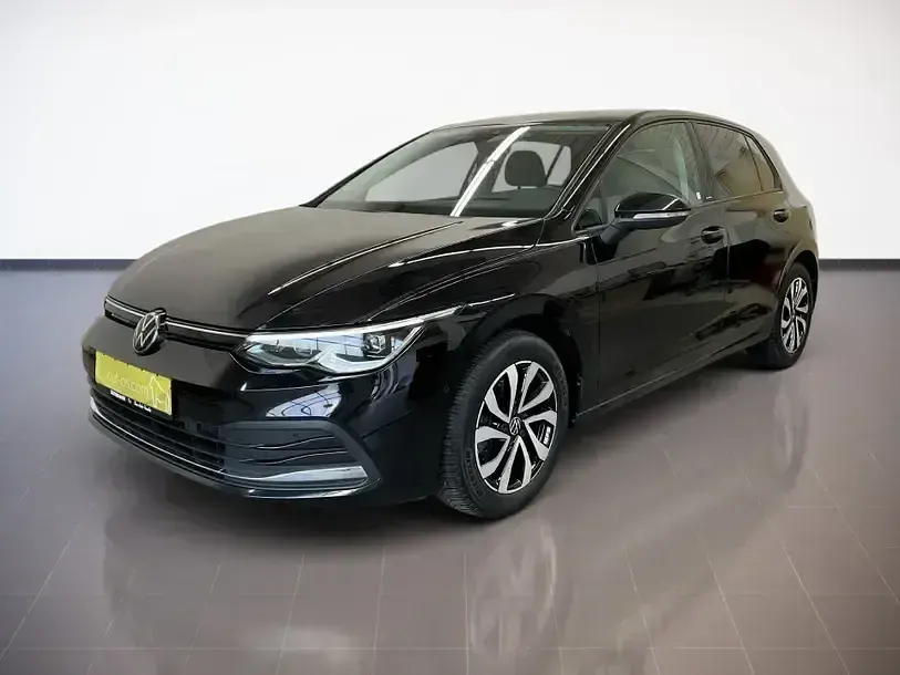 Gebraucht VW Golf VIII Active 150 PS (110 kW) 2023 Schwarz Limousine